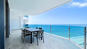 Hotel Esmeralda Beach Resort