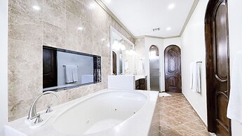 Hotel Esmeralda Beach Resort