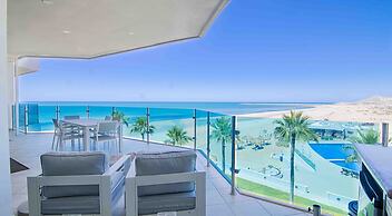 Hotel Esmeralda Beach Resort