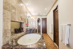 Hotel Esmeralda Beach Resort