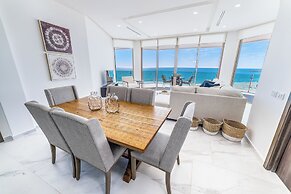 Hotel Esmeralda Beach Resort