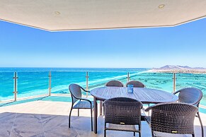 Hotel Esmeralda Beach Resort