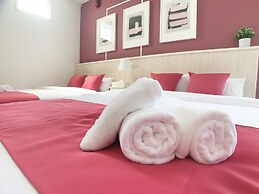 Bar & Hotel Colors Miyajima