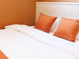 Bar & Hotel Colors Miyajima