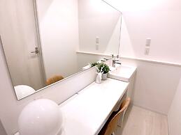 Bar & Hotel Colors Miyajima