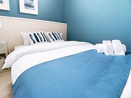 Bar & Hotel Colors Miyajima