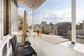 Artistic Downtown Vibe Apt in Florentin