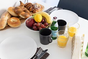 Artistic Downtown Vibe Apt in Florentin