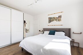 Artistic Downtown Vibe Apt in Florentin