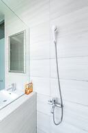 Tainan Weshare Hotel