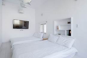 Tainan Weshare Hotel