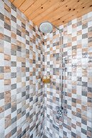 Tainan Weshare Hotel