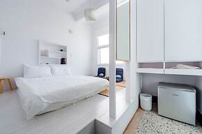 Tainan Weshare Hotel