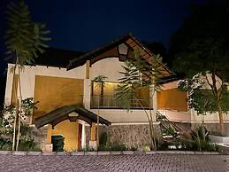 Great Trails Wayanad by GRT Hotel