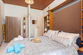 Dimitris Cottage in Apergatika