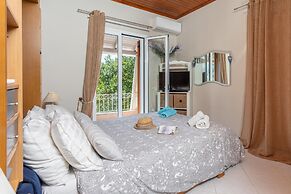 Dimitris Cottage in Apergatika