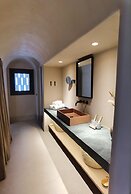 NOS Hotel & Villas