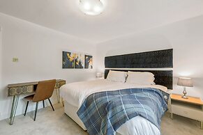 Turnberry Serviced Apartments