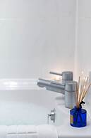 Turnberry Serviced Apartments