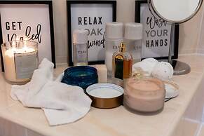 Turnberry Serviced Apartments