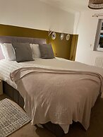Turnberry Serviced Apartments