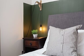 Turnberry Serviced Apartments