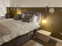 Turnberry Serviced Apartments