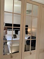 Turnberry Serviced Apartments