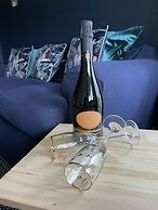 Turnberry Serviced Apartments