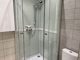 Amazing 2-Room Penthouse Cityview W13