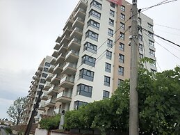 Amazing 2-Room Penthouse Cityview W13