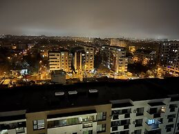 Amazing 2-Room Penthouse Cityview W13