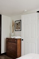 Cozy Local Apartment