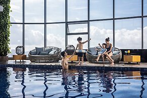 Citadines Marina Halong