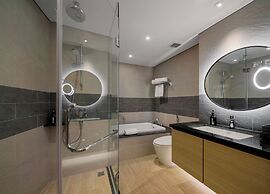 Citadines Marina Halong