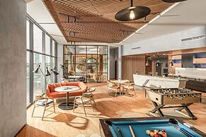 Citadines Marina Halong