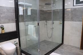 Playotel Premier Guna