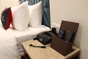 Playotel Premier Guna