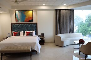 Playotel Premier Guna