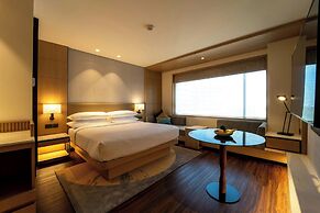 Courtyard By Marriott Vadodara