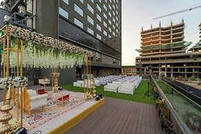 Courtyard By Marriott Vadodara