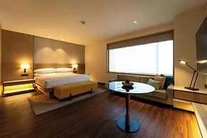 Courtyard By Marriott Vadodara