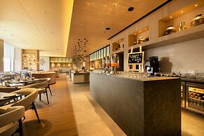 Courtyard By Marriott Vadodara