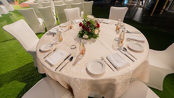 Courtyard By Marriott Vadodara