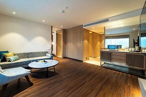 Courtyard By Marriott Vadodara