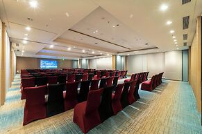 Courtyard By Marriott Vadodara