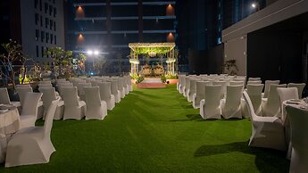 Courtyard By Marriott Vadodara