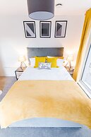 Modern Apartment in Salford, Manchester, UK