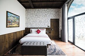 Sapa Cat Cat Hills Resort & Spa