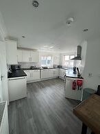 Bescot House, Bramble Hill, Bude, 4 bed det House